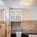 Holiday home Donaublick Mit Pool Und Garten