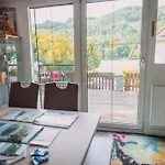 Donaublick Mit Pool Und Garten Holiday home