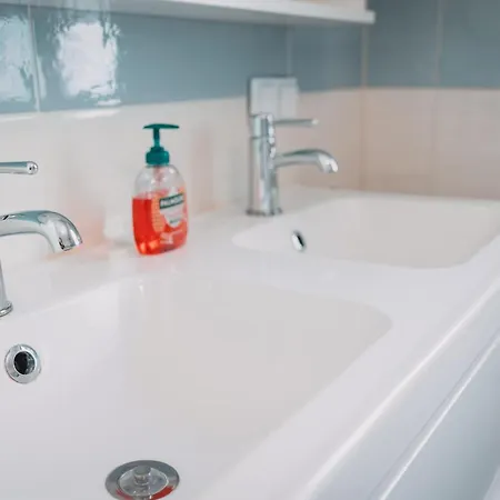 Feriehus Donaublick Mit Pool Und Garten *