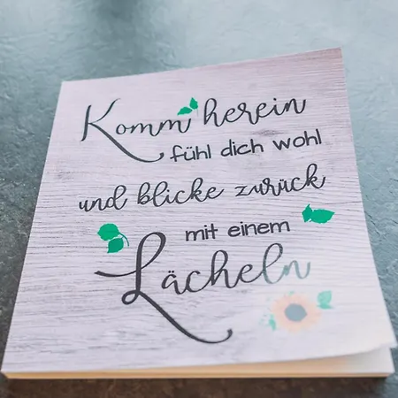 Donaublick Mit Pool Und Garten Hébergement de vacances *