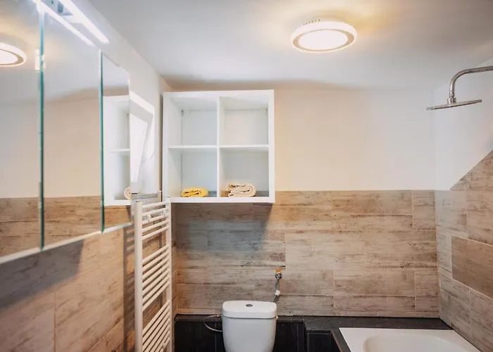 Prázdninový dům Donaublick Mit Pool Und Garten