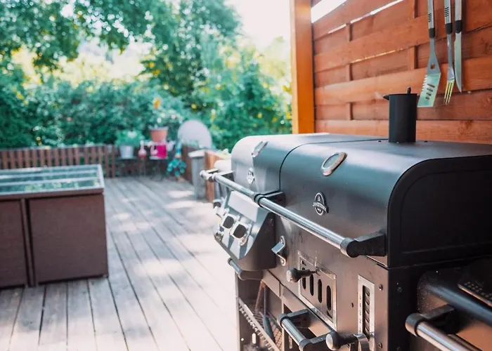 Prázdninový dům Donaublick Mit Pool Und Garten *