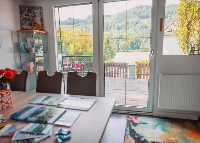 Donaublick Mit Pool Und Garten Prázdninový dům