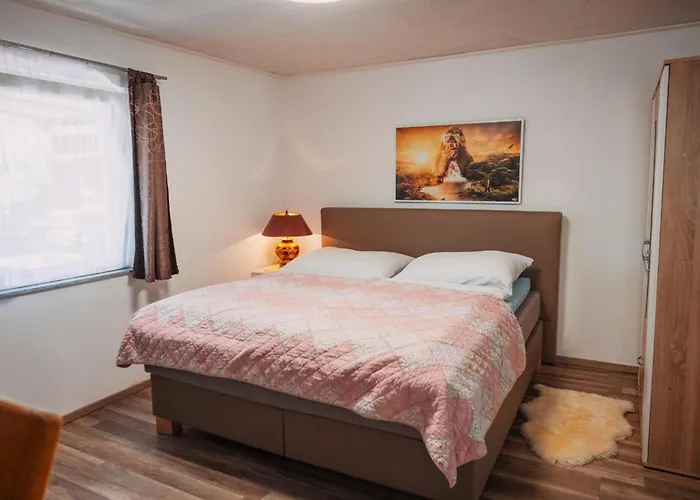 Donaublick Mit Pool Und Garten Prázdninový dům *